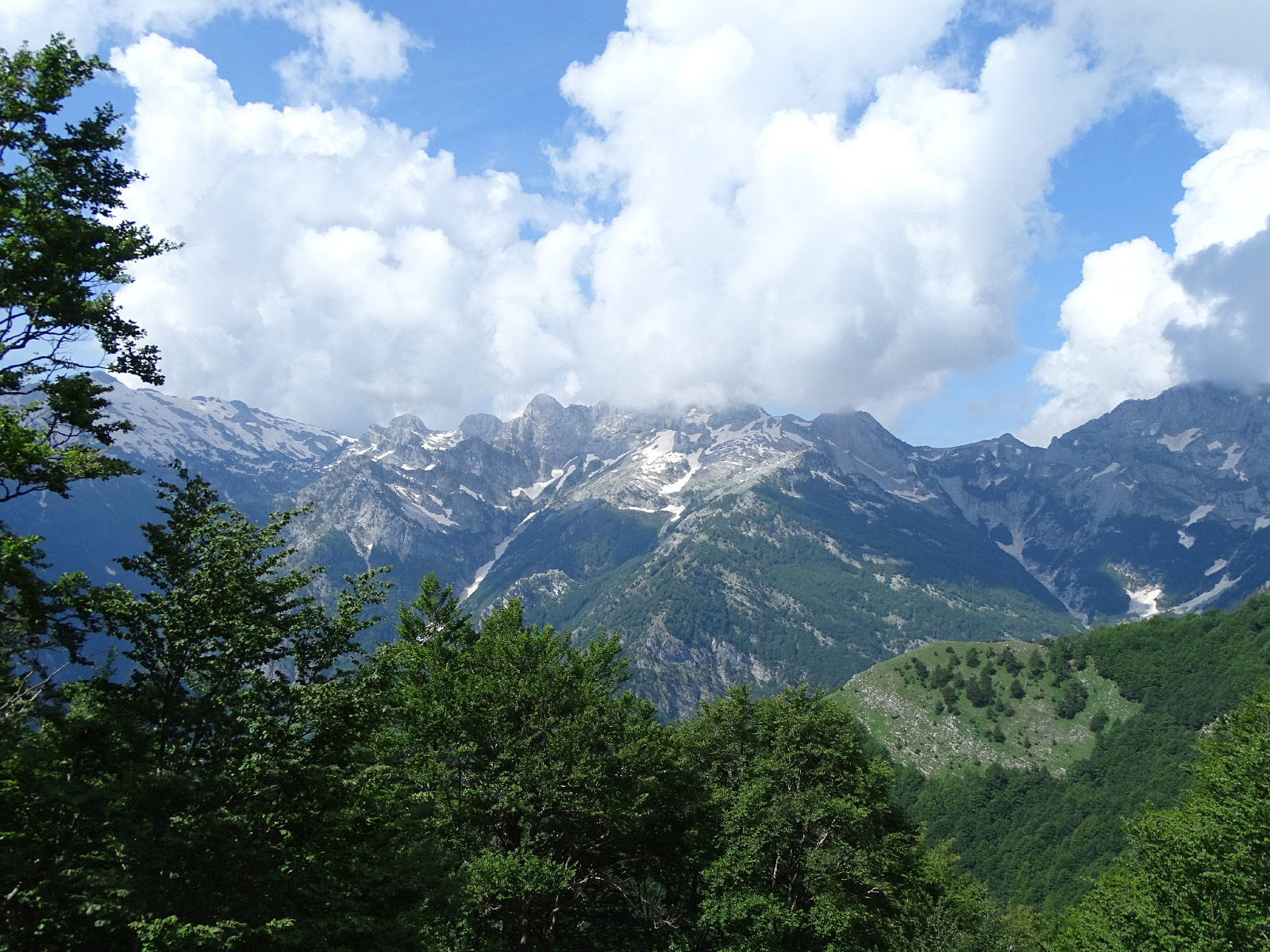 Theth (Photo license: CC BY 2.0)